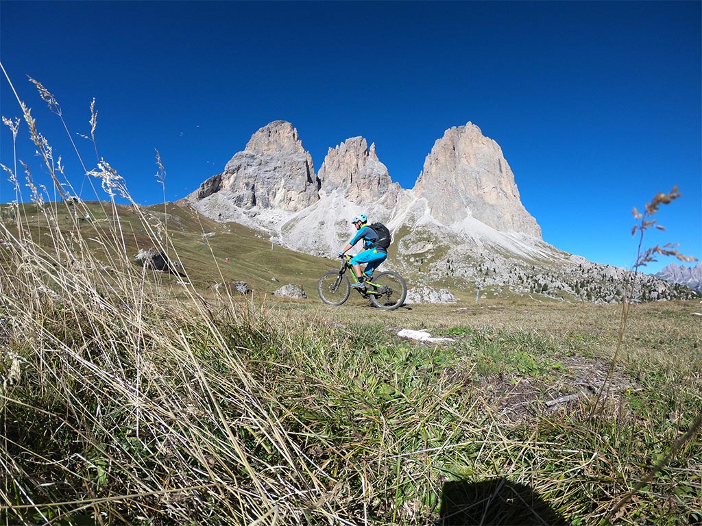 Mountain biking - Sassolungo